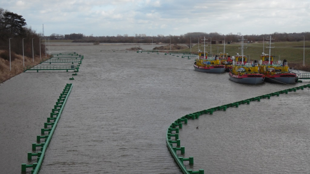 Wysoka woda w Wiśle w Gdańsku Przegalinie