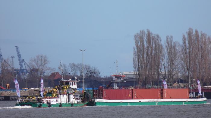 Pierwszy komercyjny rejs Wisłą z Gdańska do Chełmna.