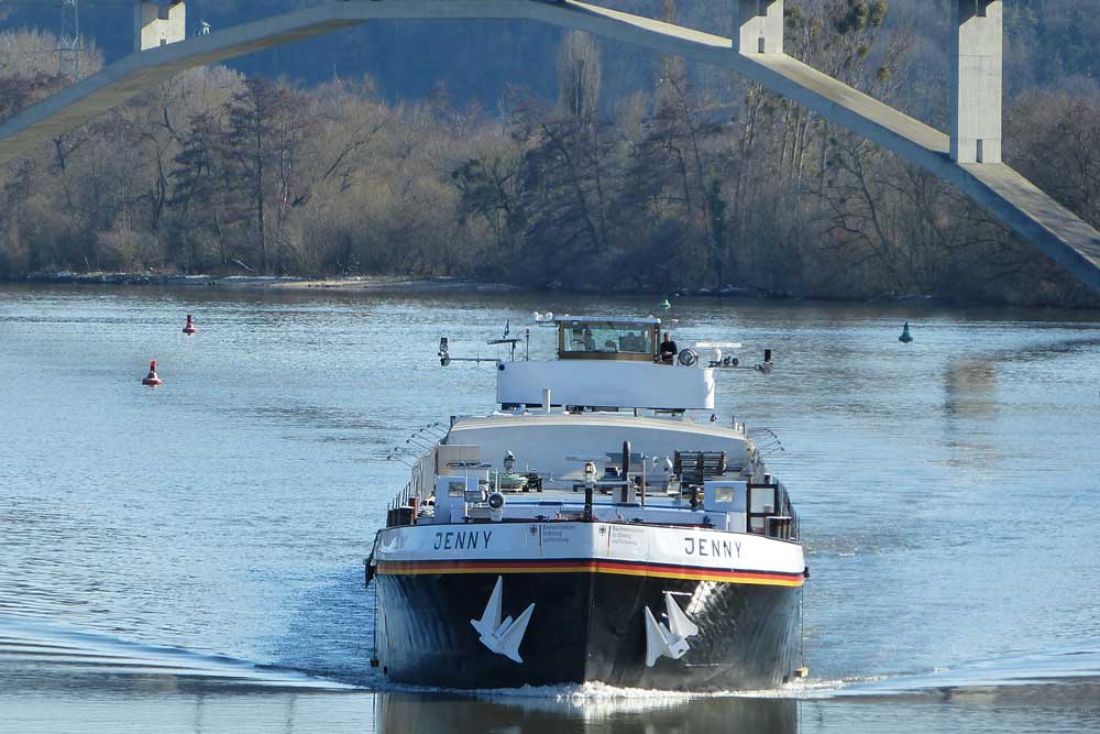 Autonomiczne barki na drodze wodnej Odra-Szprewa