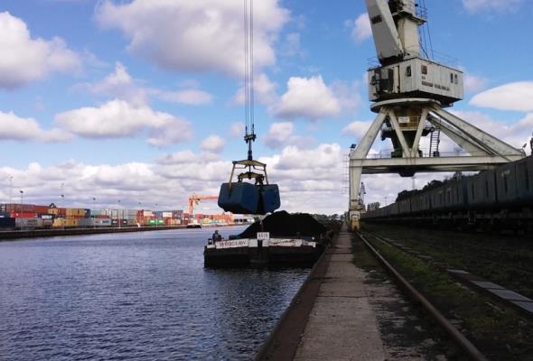 Żegluga a kolej czyli studzenie zapału?
