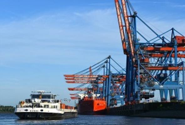 Port Hamburg: Inwestycje w żeglugę śródlądową są możliwe dzięki rozwiniętej kolei