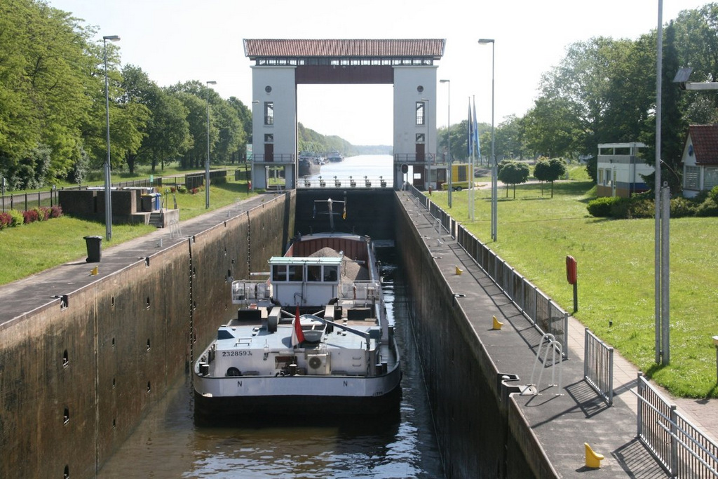 Rozbudowa śluzy Eefde na  Twentekanaal
