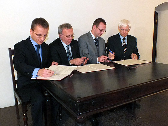 Zieloni pod kontrolę CBA