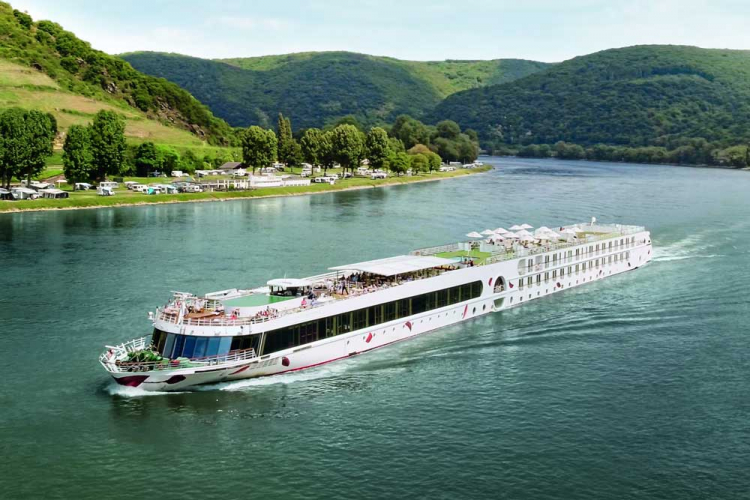 Z koncepcją ochrony - rejsy wycieczkowców w nowym sezonie