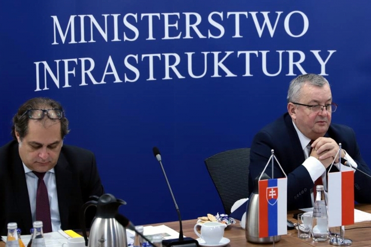 Rozmowy ministrów transportu państw Grupy Wyszehradzkiej o europejskim transporcie