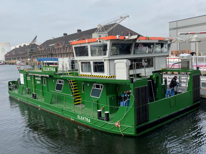 Innowacyjny pchacz »Elektra« uroczyście ochrzczony w Berlinie