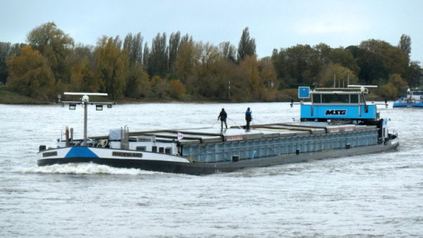 Drastyczne cięcia w budżecie federalnym na szkolenia oraz modernizację floty.