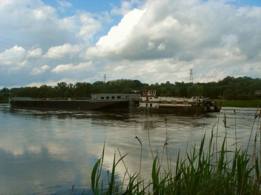 Ograniczenie rozwoju dróg wodnych w Niemczech - zyskuje kolej