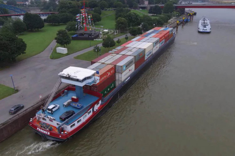 Teraz chodzi o autonomiczne systemy na Renie