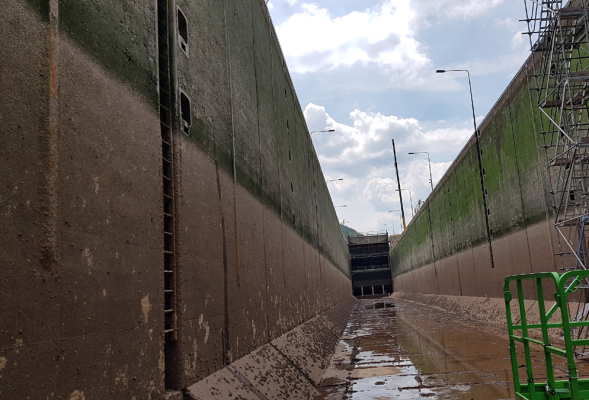 Śluzy na Mozeli i Saarze zamknięte. Spadły przewozy w roku 2022