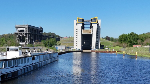 Podnośnia Niederfinow przekazana Zarządowi Dróg Wodnych i Żeglugi Oder-Havel