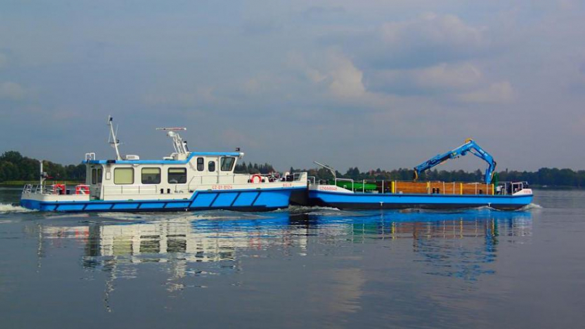 Pilotażowy program utrzymania szlaku żeglownego Drogi Wodnej Górnej Wisły od Oświęcimia do Sandomierza - kadry i jednostki pływające