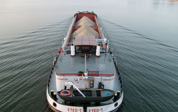 Unia Izb Odry i Łaby przeciwna wstrzymaniu inwestycji na Odrze