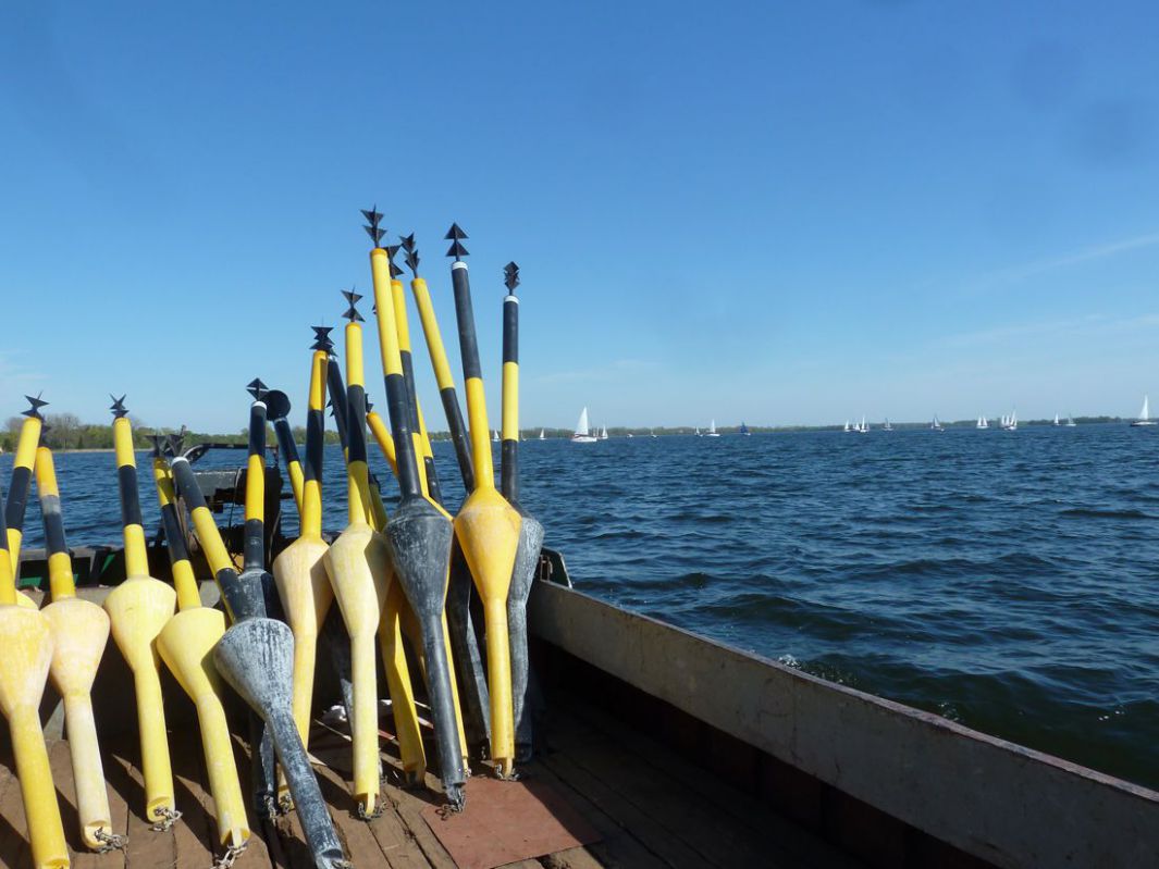 Wielkie Jeziora Mazurskie w zimowym śnie...