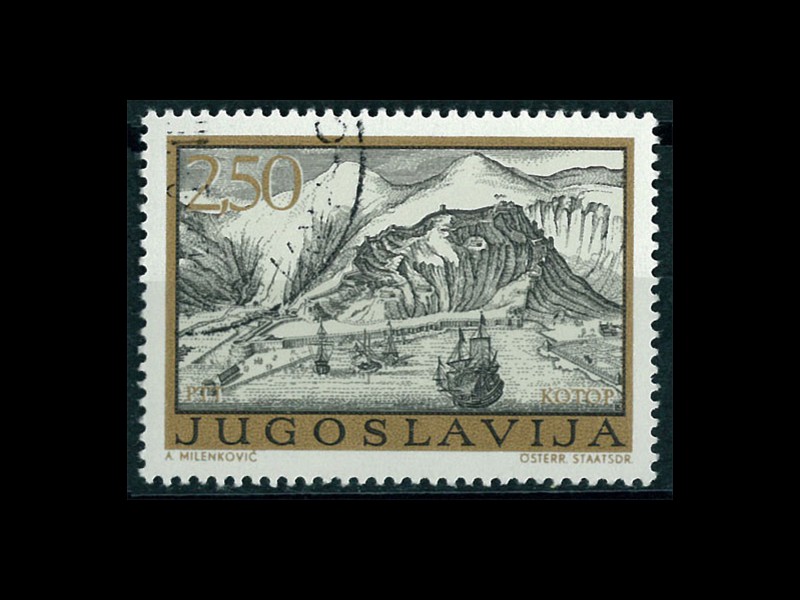 256