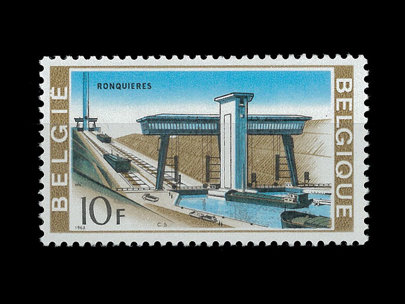 484-podnosnia barek w Ronquieres